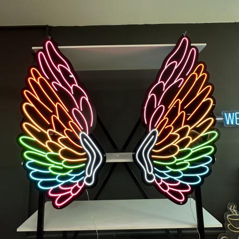 Neon Schilder & LED-Neon Schriftzüge – Kostenloser Entwurf & Preise